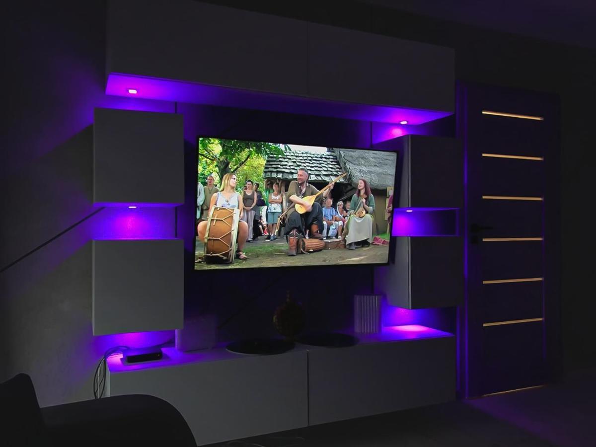 Z Widokiem Na Rzeke Dziwna - Valhalla Apartment Wolin